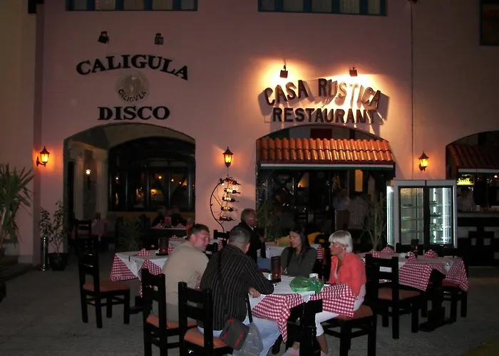 Le Pacha